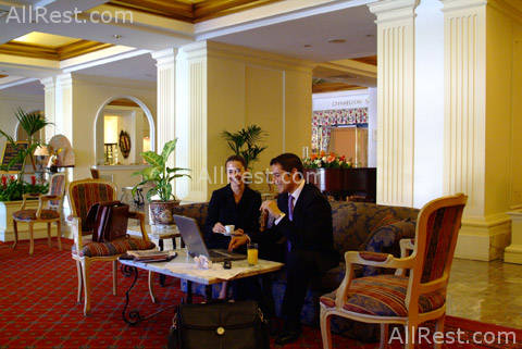 Corinthia Palace Hotel & SPA 10